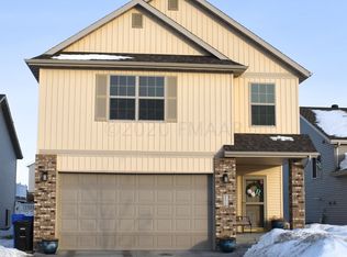 4872 54th St S, Fargo, ND 58104