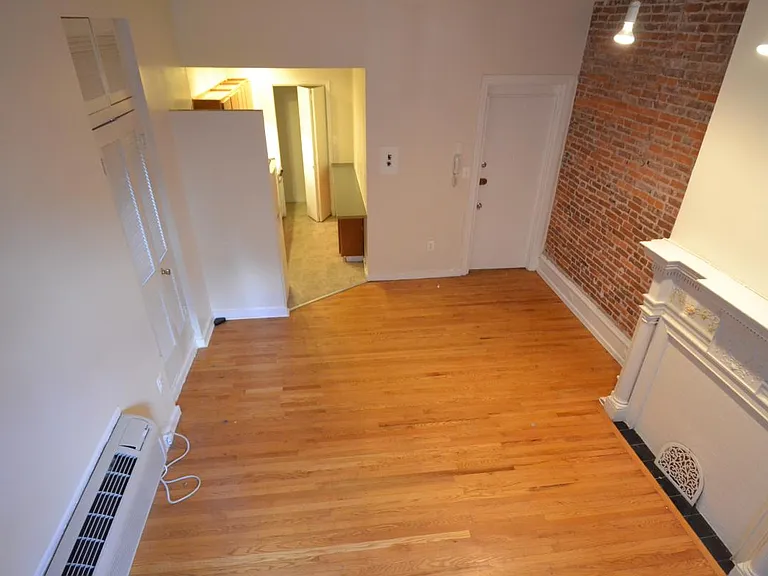 1734 Spruce St #2R — Photo 18