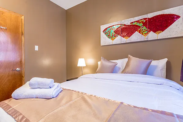 Rented by Townhouse Apartments | media 9