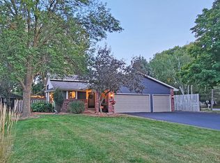 4840 Oakview Ln N, Plymouth, MN 55442