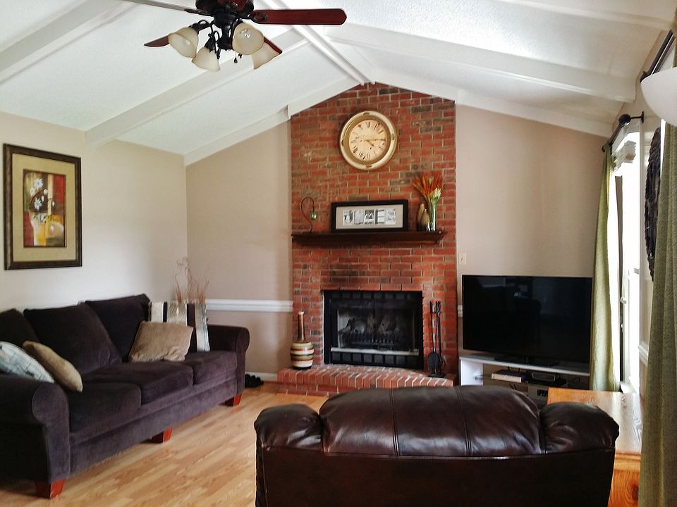 1st image of 205 Johnston Ave NW