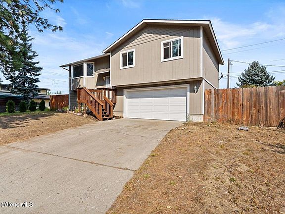 3rd image of 2125 N Grants Ct