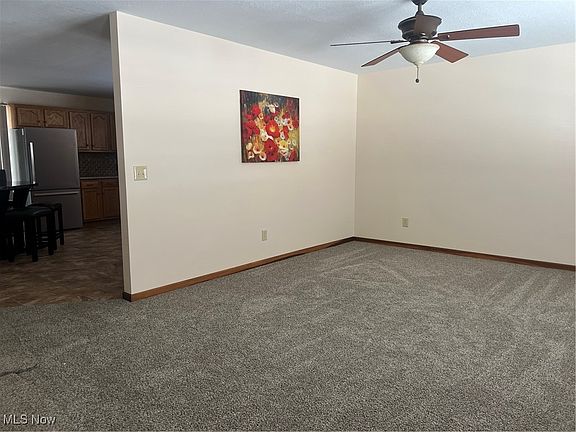 3rd image of 184 Wirt St