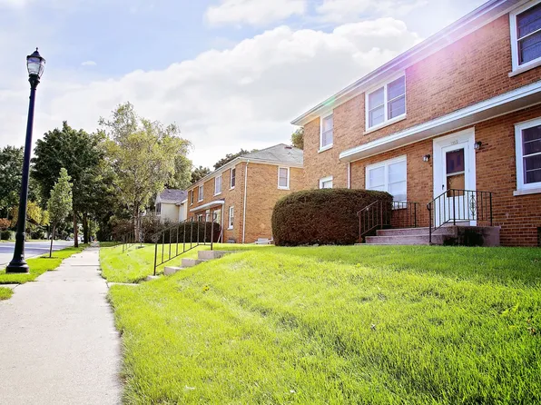 1003/1009 12th Ave, 1003-1009 12th Ave #3-GFT, Grafton, WI 53024