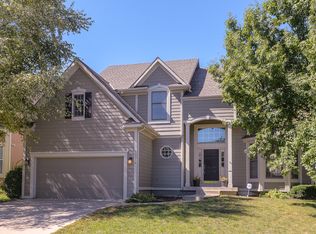13216 Connell St, Overland Park, KS 66213