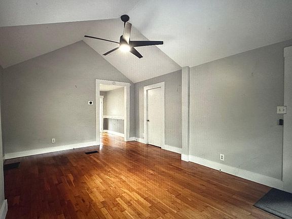 5th image of 1627 E Concord St #1/2