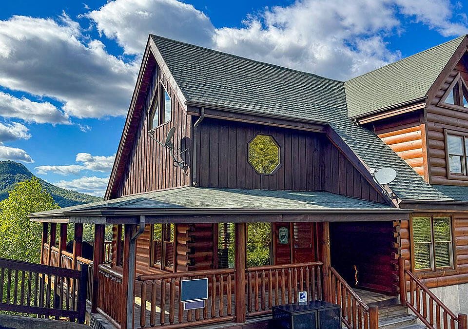 1st image of 1352 Timberwolf Way