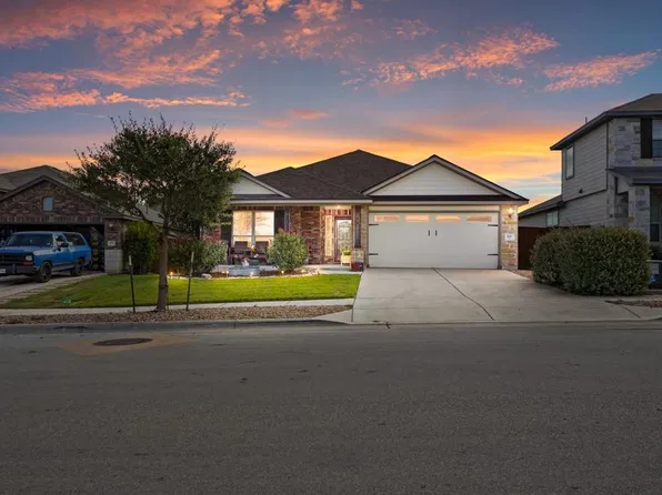 109 Sage Meadows Dr, San Marcos, TX 78666