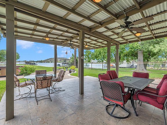 3rd image of 318 Beach Drive