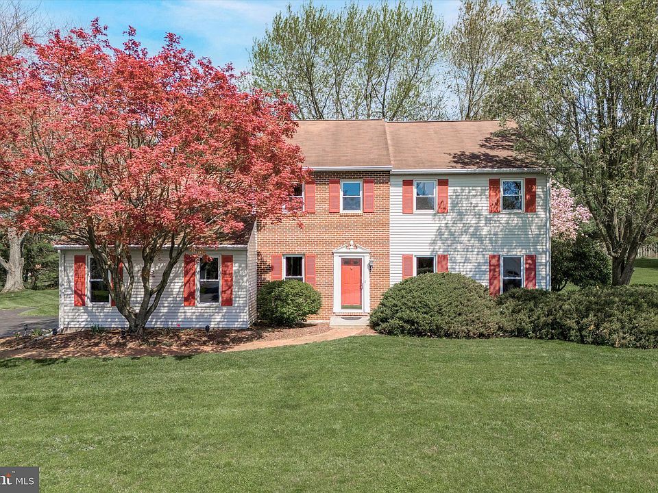 1st image of 5 Black Horse Cir