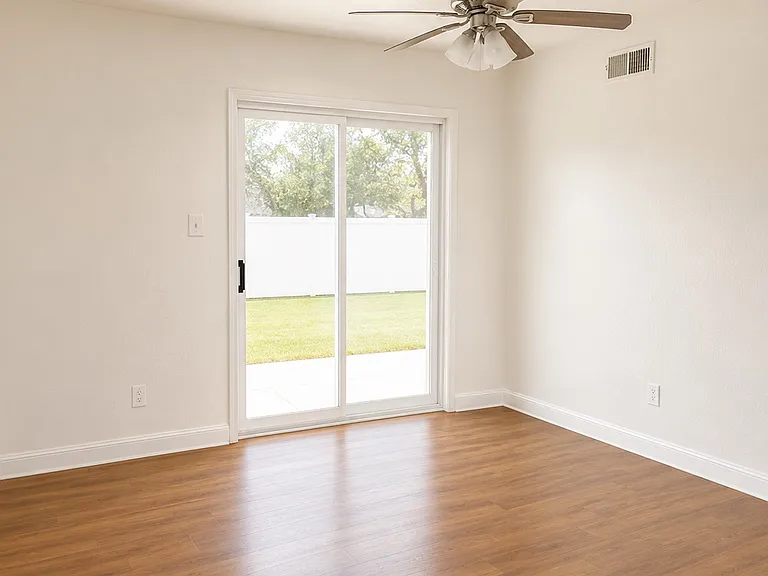 1273 Persimmon Ave #1273 — Photo 9