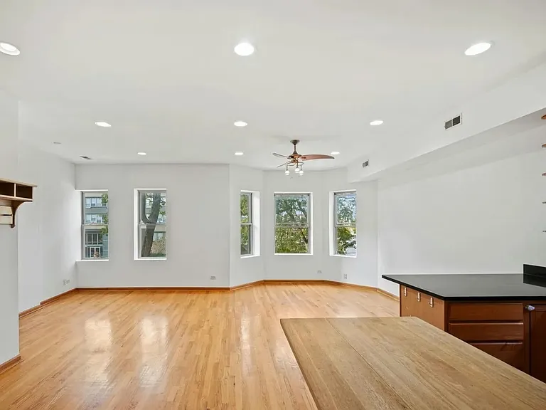 6133 S Drexel Ave #3A — Photo 2