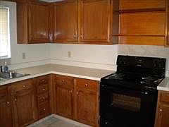3rd image of 5571 Westview Dr