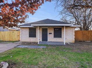 734 Pangburn St, Grand Prairie, TX 75051