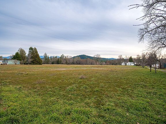 5th image of 175 Deer Creek Rd