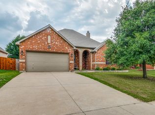 529 Leatherman Dr, Fort Worth, TX 76179
