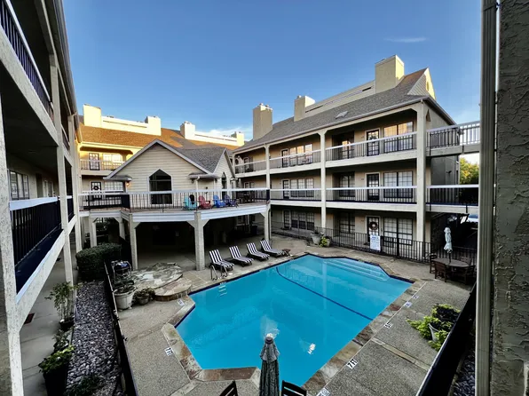 4800 W Lovers Ln, Dallas, TX