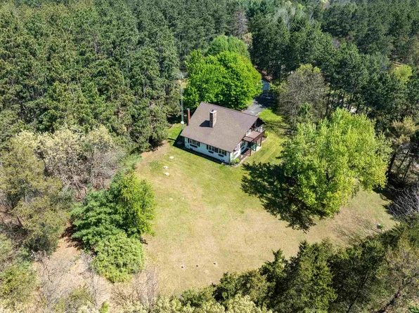 3703 8th Avenue, Wisconsin Dells, WI 53965