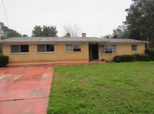 7819 Lake Park Dr, Jacksonville, FL 32208