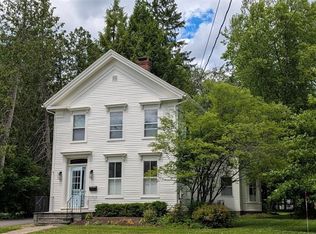 21 Hamilton St, Hamilton, NY 13346