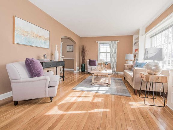 5th image of 4858 N Idlewild Ave