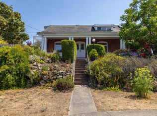 609 Mary St, Victoria, BC V9A3W4