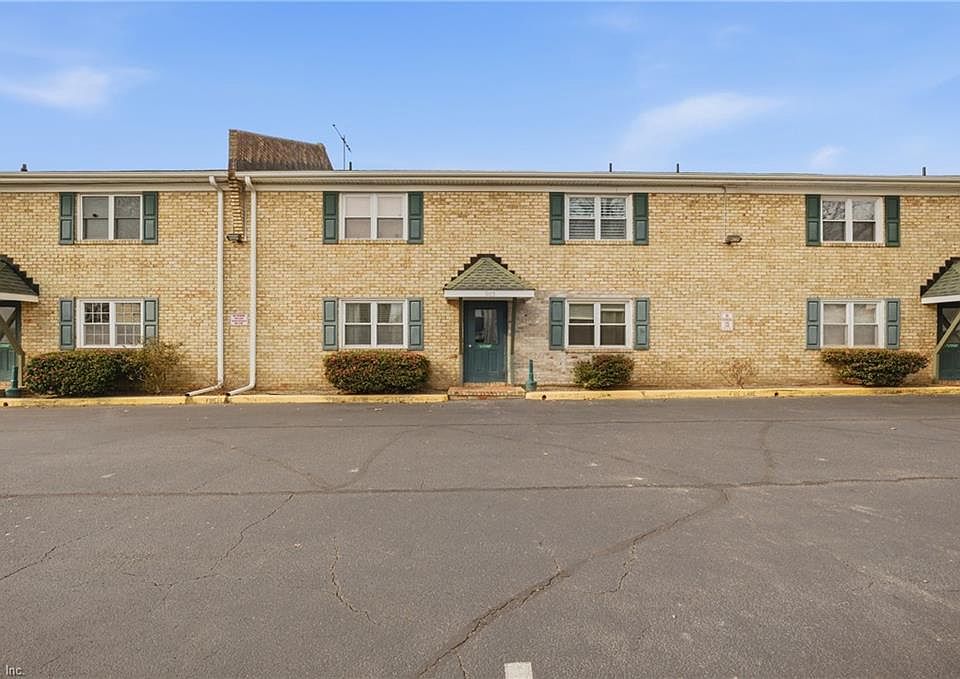 1st image of 905 Leisure Sq APT 101