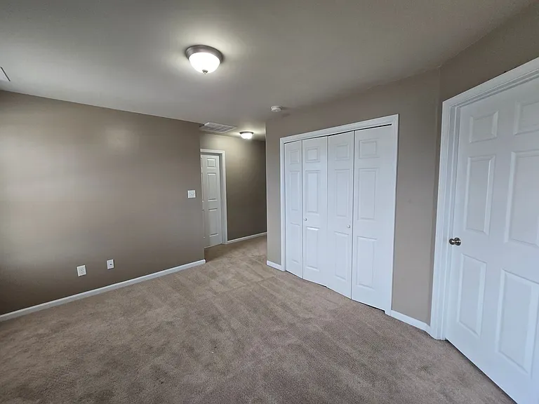 2012 Sir Michael Dr — Photo 13