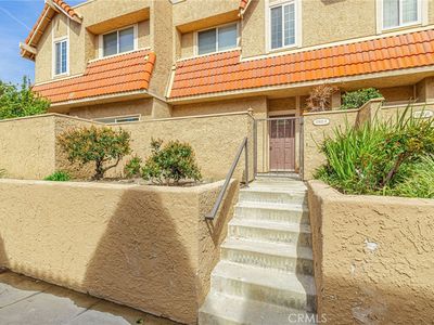 17912 River Cir APT 2, Santa Clarita, CA, 91387