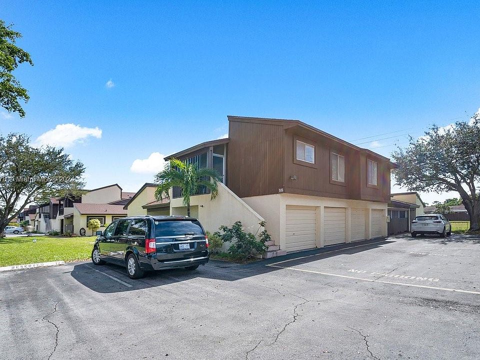 1st image of 5320 Bosque Ln APT 88