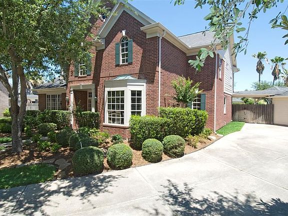 3rd image of 1419 Meadow Bay Ct