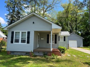 904 Raleigh St, Elizabeth City, NC 27909
