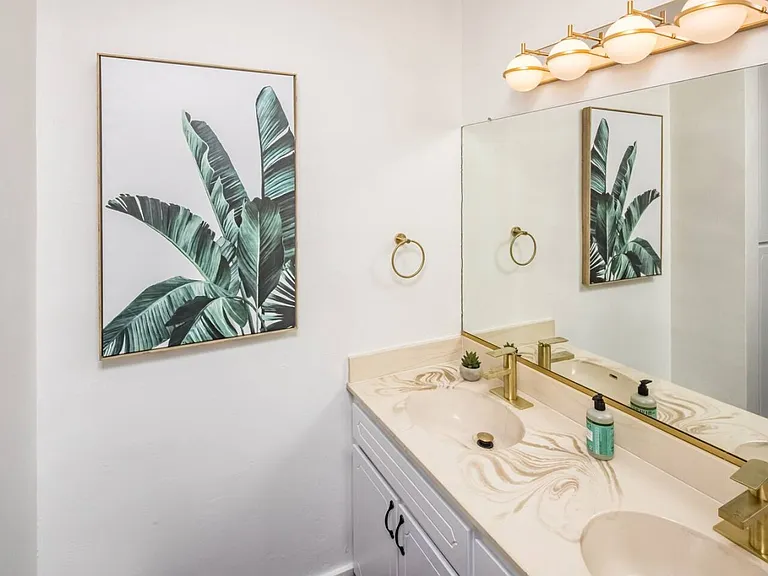 2906 Castaway Dr — Photo 41