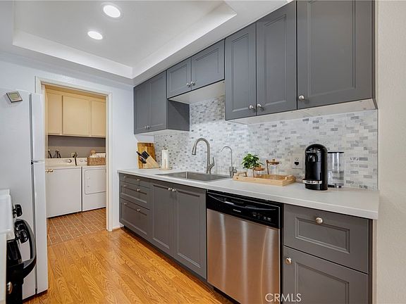 2nd image of 6437 Horse Shoe Ln