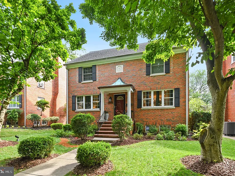 8112 Eastern Ave NW — Photo 44