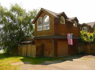 35425 Riverside Dr, Nehalem, OR 97131