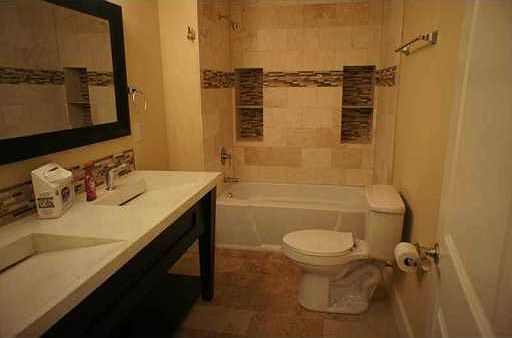 3rd image of 3010 Robertswood Dr