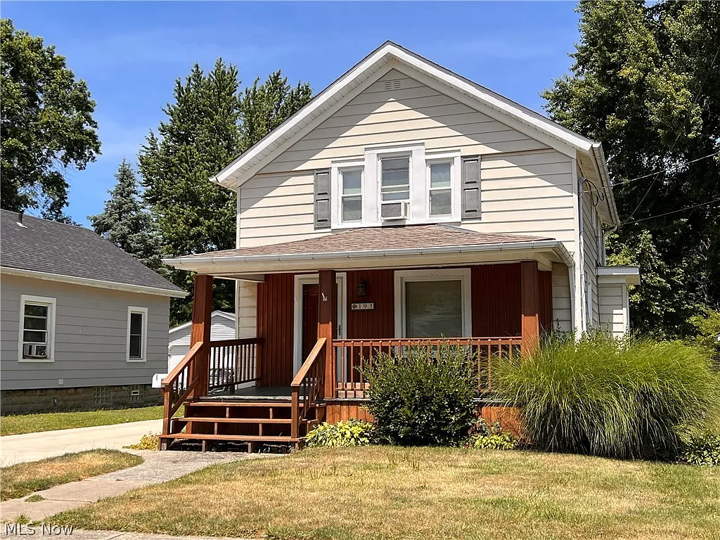 193 Woodlawn Ave photo 1