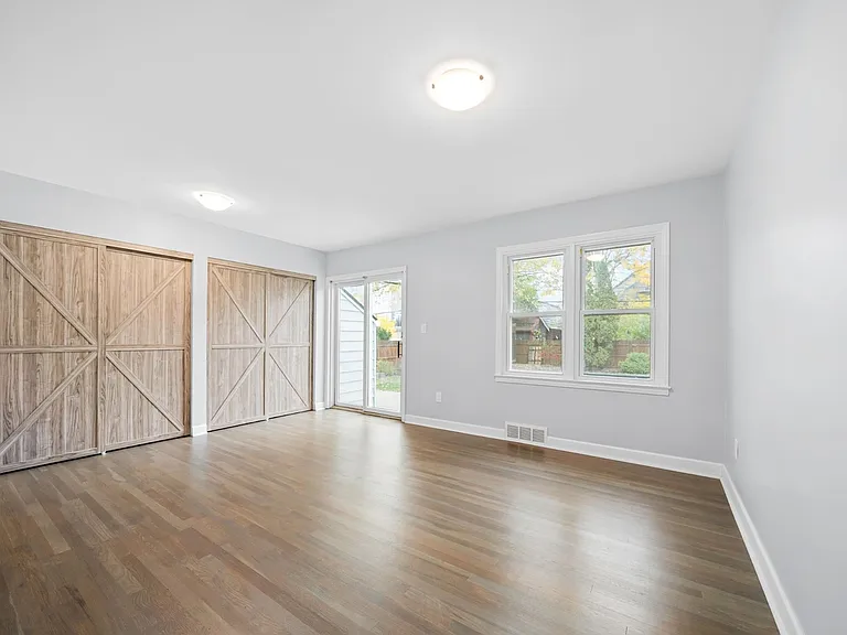 4214 Berkshire Rd — Photo 8