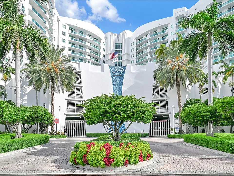 7900 Harbor Island Dr #1408
