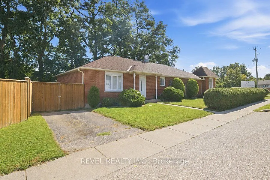 286 Oakland Rd #B