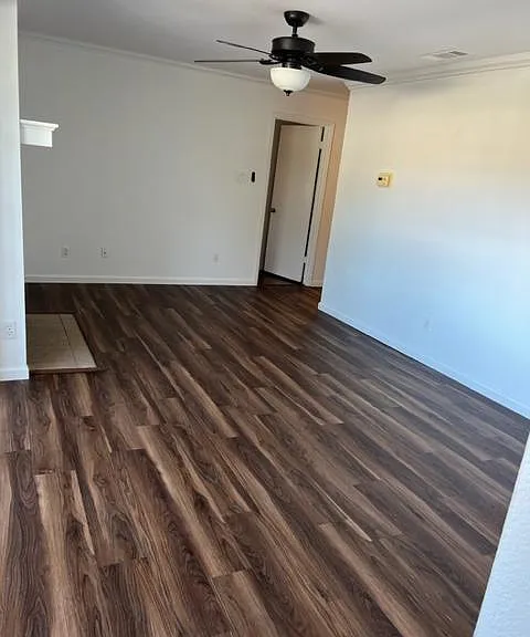 1510 W North Loop Blvd #421 — Photo 15