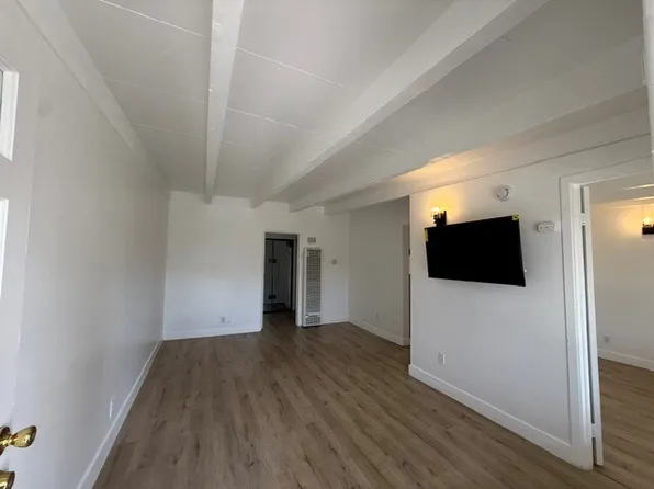 7029 Orange Ave.