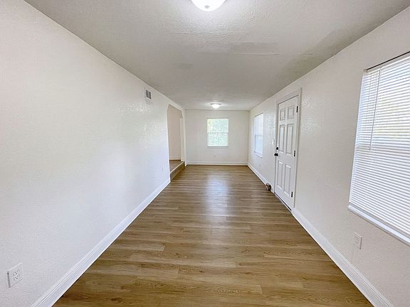 4th image of 6305 S Richard Ave