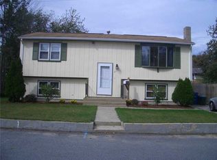 67 Howard Ave, Warwick, RI 02889
