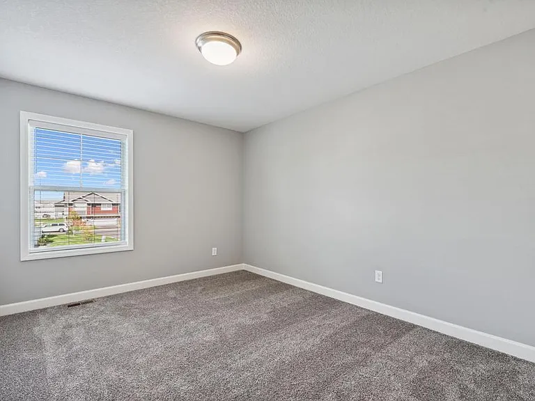 10558 Weston Way N — Photo 23