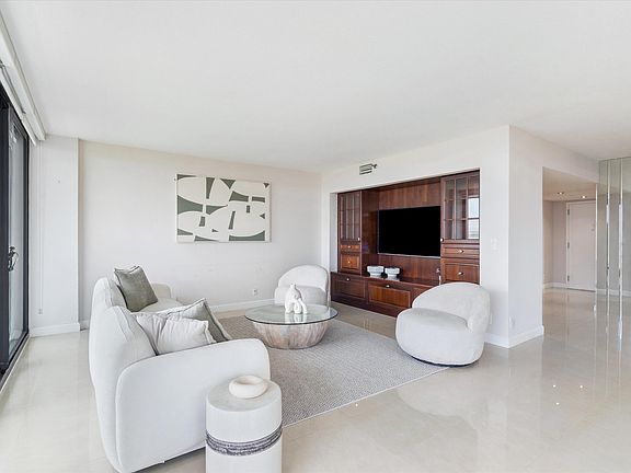 5th image of 2003 N Ocean Boulevard #902
