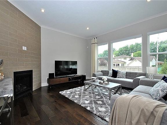 5th image of 2580 Voyager Cir