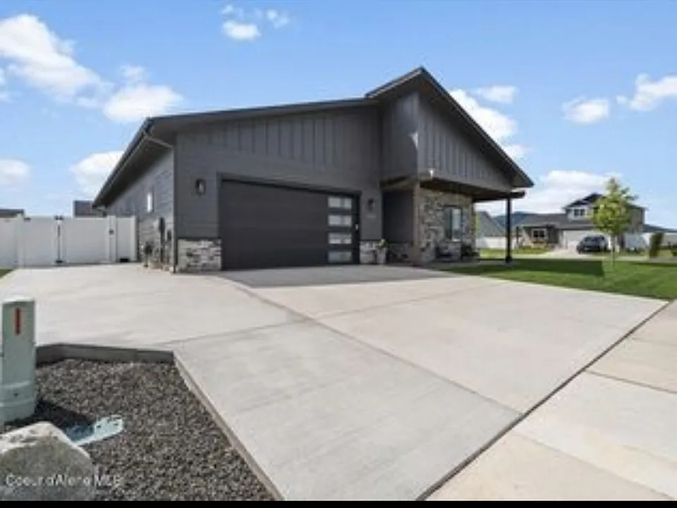 12597 N Krauss Cir