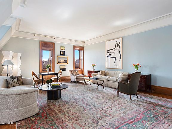 3rd image of 1 W 72nd St APT 83